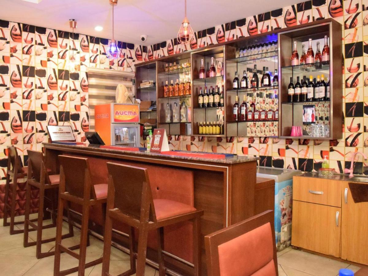Bana Hotel & Suites Lagos Ngoại thất bức ảnh