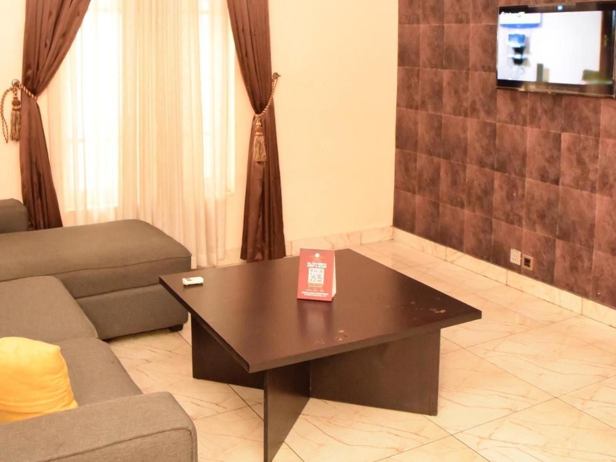 Bana Hotel & Suites Lagos Ngoại thất bức ảnh