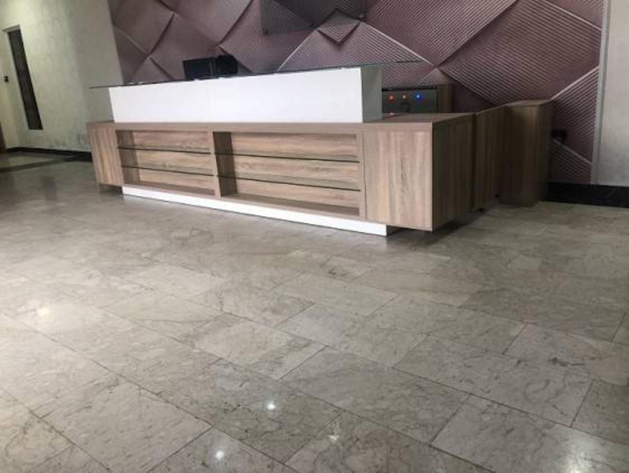 Bana Hotel & Suites Lagos Ngoại thất bức ảnh