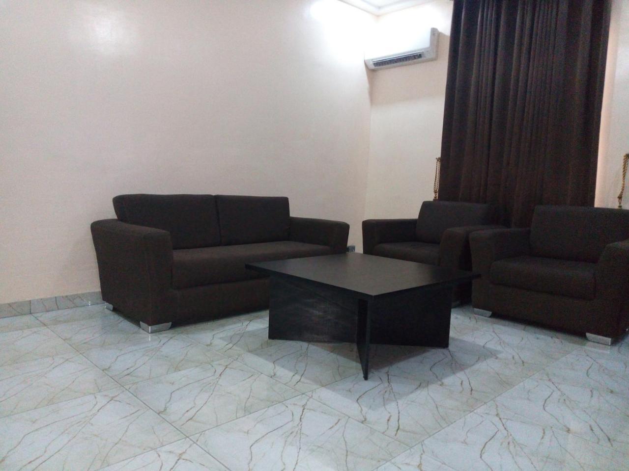 Bana Hotel & Suites Lagos Ngoại thất bức ảnh
