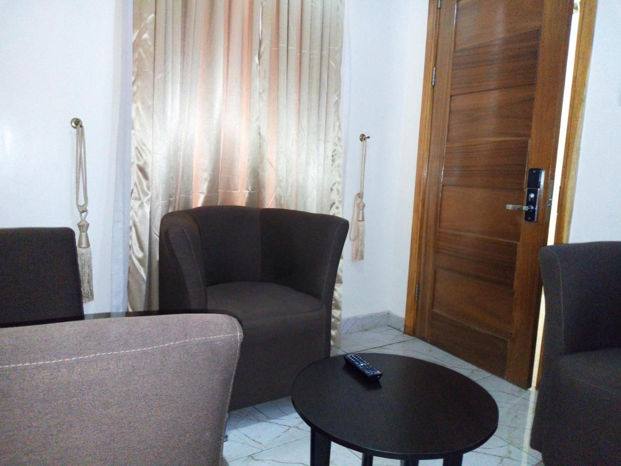 Bana Hotel & Suites Lagos Ngoại thất bức ảnh
